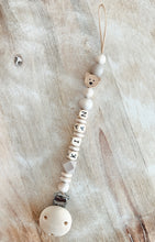 Lade das Bild in den Galerie-Viewer, Nuggikette little bear natural