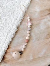 Lade das Bild in den Galerie-Viewer, Nuggikette sweet rainbow light mahogany & rosy brown