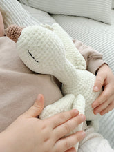 Lade das Bild in den Galerie-Viewer, Häkeltier Gans