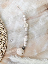 Lade das Bild in den Galerie-Viewer, Nuggikette little rainbow beige