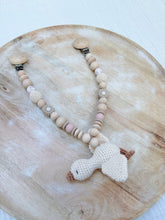 Lade das Bild in den Galerie-Viewer, Kinderwagenkette little goose🪿