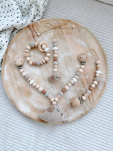 Lade das Bild in den Galerie-Viewer, Hello Baby Set Piepmatz & Wolke