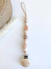 Lade das Bild in den Galerie-Viewer, Nuggikette little rainbow peach