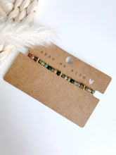Lade das Bild in den Galerie-Viewer, Armband Naturstein green mix bali