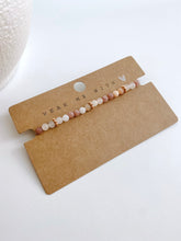 Lade das Bild in den Galerie-Viewer, Armband Naturstein taupe mix bali